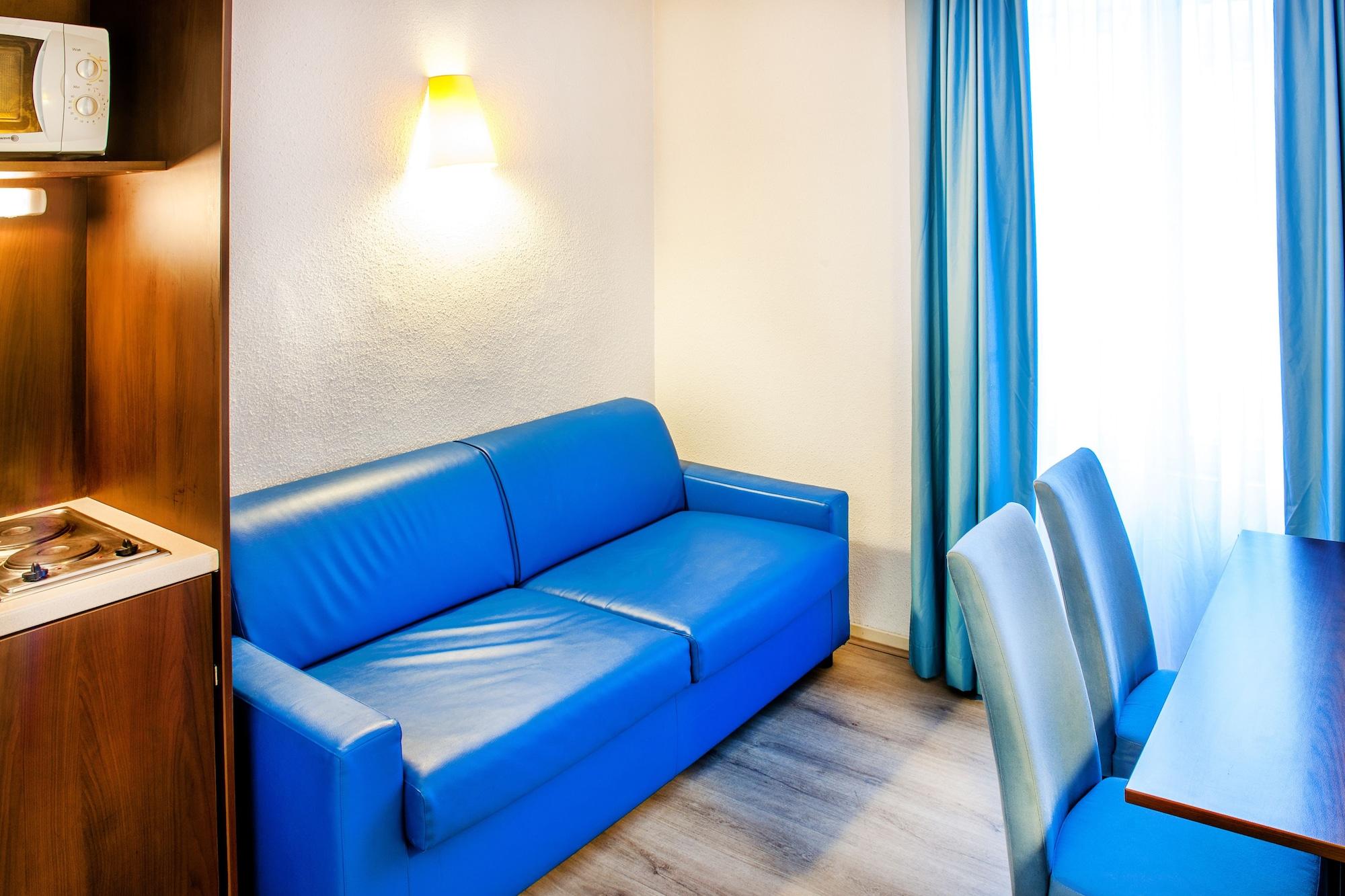 Appart'Hotel Saint Jean Lourdes Exterior photo