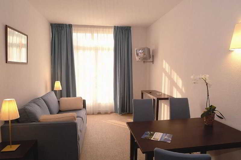 Appart'Hotel Saint Jean Lourdes Room photo